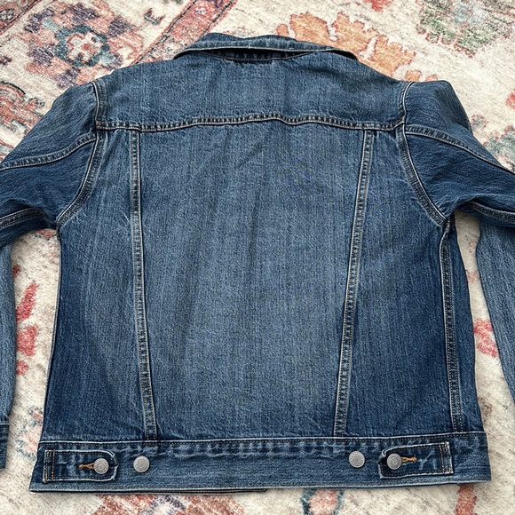 Levis jean jacket - Picture 3 of 3